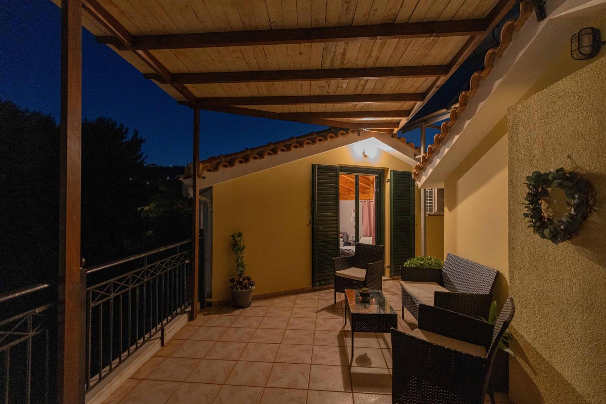 Elia Studios Lixouri Luaran gambar